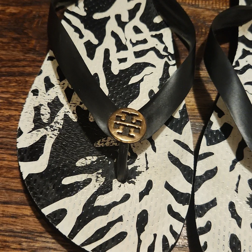 Tory Burch Sandals - Picture 2 of 7